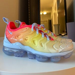 BRAND NEW Nike Air VaporMax Plus